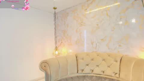 Brianna  online show from October 2, 12:01 pm