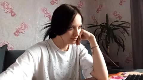 Snapshot of briannevigario chatting on April 26, 8:56 am Kasia online show from April 26, 8:56 am