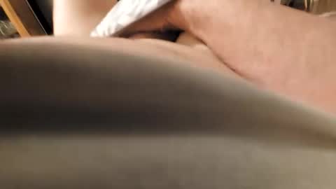 Snapshot of brianriver chatting on September 27, 4:50 am brianriver online show from September 27, 4:50 am