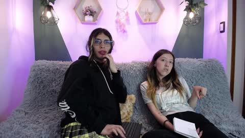 briarandblair online show from December 17, 2:00 pm