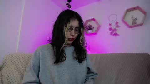 briarandblair online show from February 12, 5:16 pm