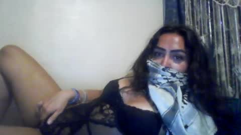 Snapshot of briella577778 chatting on July 14, 12:35 am briella577778 online show from July 14, 12:35 am