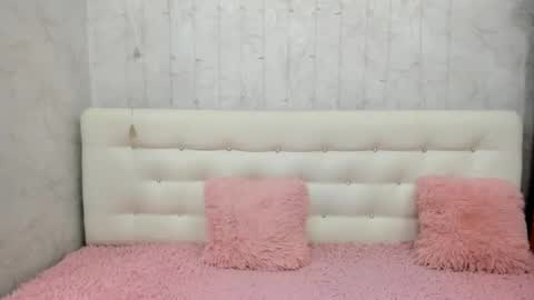 Mary online show from February 15, 2:08 am