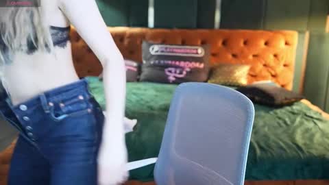 Diamonds Girls online show from February 5, 12:21 pm