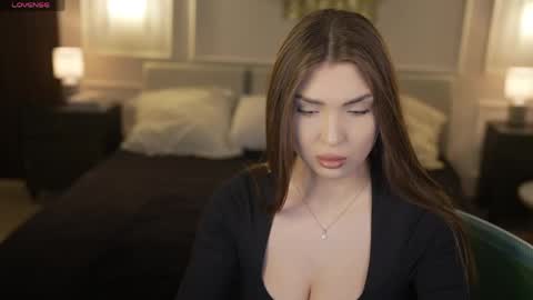 Diamonds Girls online show from April 13, 8:09 am