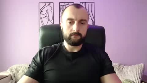 brindlefly69 online show from February 4, 11:49 am