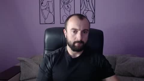 brindlefly69 online show from September 18, 11:56 am