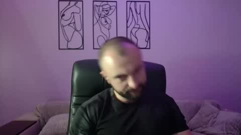 brindlefly69 online show from September 29, 11:48 am