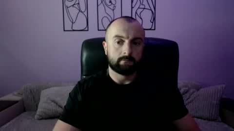 brindlefly69 online show from May 25, 10:43 am