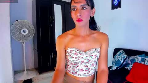 britanny lord online show from February 4, 10:15 pm