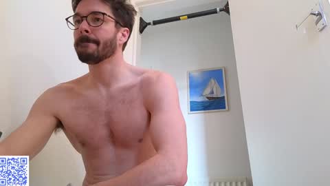 Snapshot of britishpoet chatting on January 9, 12:19 pm Callum online show from January 9, 12:19 pm