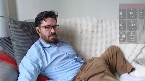 Callum online show from April 9, 12:10 pm