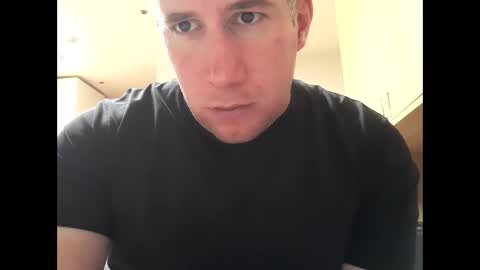 Snapshot of britishricky chatting on November 19, 4:23 am BritishRicky online show from November 19, 4:23 am