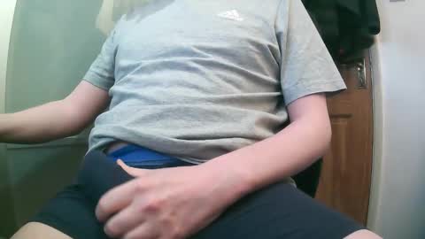 British Tom online show from November 13, 12:20 am