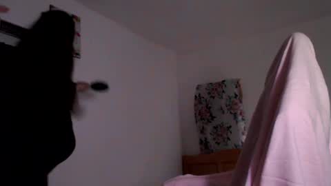 Britney online show from April 3, 10:02 am