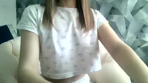 BritneyKittens online show from January 30, 9:04 am