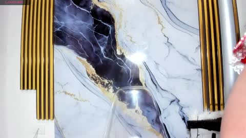 brittanyy20 online show from April 10, 8:41 am