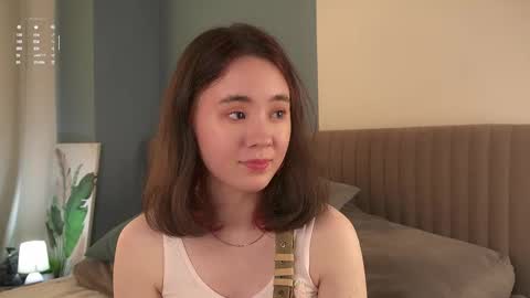 Snapshot of britthe chatting on September 11, 11:32 am Lina online show from September 11, 11:32 am