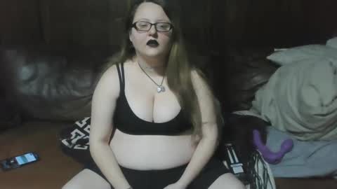 Snapshot of brittney2598 chatting on January 26, 3:17 am Brittney online show from January 26, 3:17 am