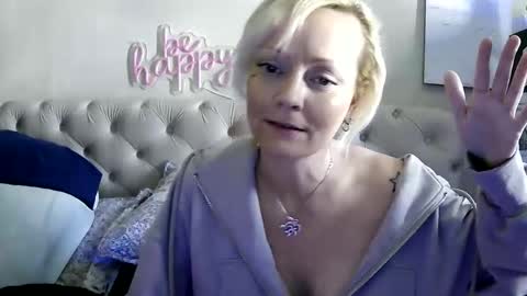 brittneychats81 online show from March 17, 5:16 pm