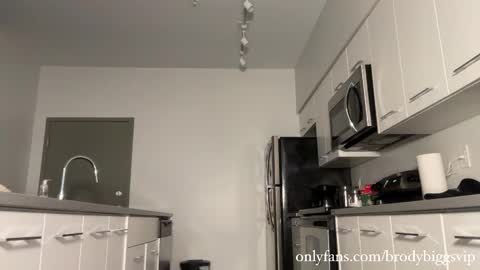 Brody Biggs online show from October 4, 12:41 am