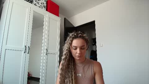 Brielle online show from August 6, 9:55 am