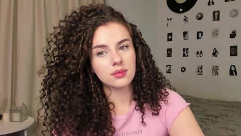 Snapshot of brookchills chatting on October 4, 7:17 am Brook Help me collect 100 reactions online show from October 4, 7:17 am