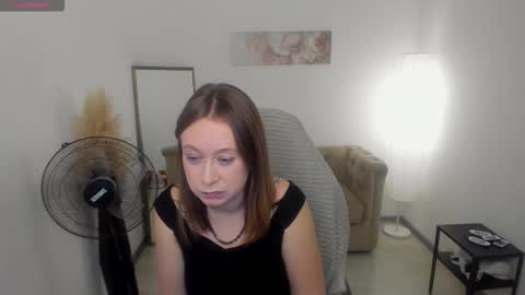 Snapshot of brookedamon chatting on November 25, 9:04 pm Lady Brooke online show from November 25, 9:04 pm