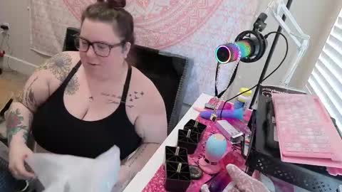 Madam Brooke online show from March 24, 3:50 pm