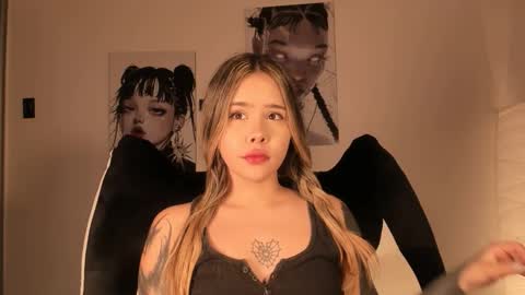 Snapshot of brooklyn_baby_ chatting on March 11, 5:02 am Nat Independent model Please help me to reach 200 thumbs up online show from March 11, 5:02 am