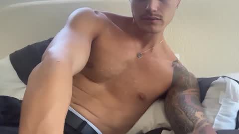 BrooklynTay online show from February 5, 1:21 am