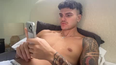 BrooklynTay online show from March 10, 12:37 am