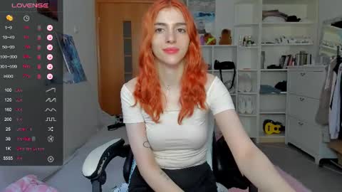 Snapshot of broosnica1 chatting on July 13, 6:49 am broosnica1 online show from July 13, 6:49 am