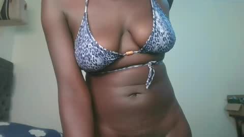Snapshot of brown_sugar9 chatting on June 14, 10:23 pm brown_sugar9 online show from June 14, 10:23 pm