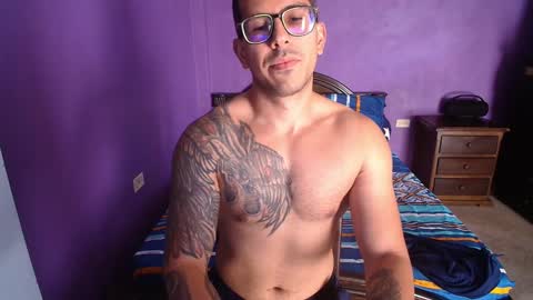 Snapshot of brownandpanda chatting on January 4, 8:59 pm Brown Panda online show from January 4, 8:59 pm