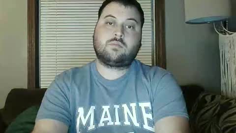 Snapshot of browncouchbear chatting on March 18, 11:41 pm browncouchbear online show from March 18, 11:41 pm