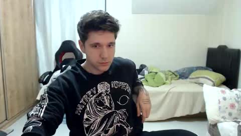 brownhaiir online show from October 10, 7:02 pm