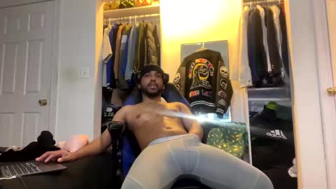 Brownskinshortyy online show from March 1, 10:42 pm