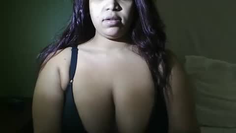 Snapshot of brownsugar0910 chatting on October 12, 3:38 am EtherealLilac online show from October 12, 3:38 am