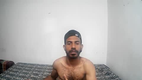 bruce_1111 online show from January 12, 6:02 pm