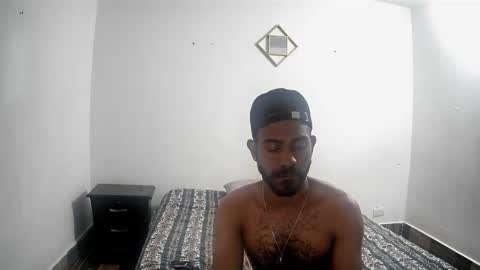 bruce_1111 online show from January 16, 7:18 pm