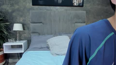 Bruce Hans online show from December 17, 11:38 am