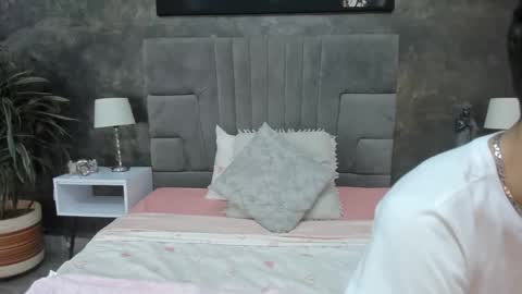 Bruce Hans online show from March 28, 11:43 am