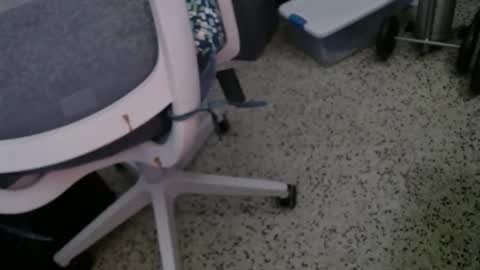 Snapshot of bruceb124u chatting on November 10, 6:40 pm bruceb124u online show from November 10, 6:40 pm