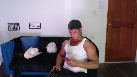 brucestroud online show from January 7, 2:19 pm