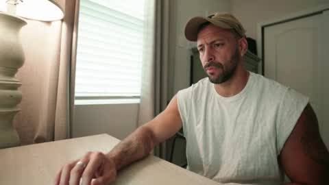 Snapshot of brucestryker chatting on March 10, 10:04 pm onlyfans BRUCESTRYKER online show from March 10, 10:04 pm