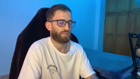 Snapshot of brulink103 chatting on July 12, 4:20 pm ganjatalks online show from July 12, 4:20 pm