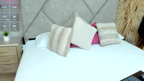 Linda online show from February 14, 6:37 pm