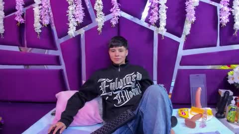 Snapshot of bruno_cruz chatting on November 25, 2:33 am Bruno Cruz online show from November 25, 2:33 am