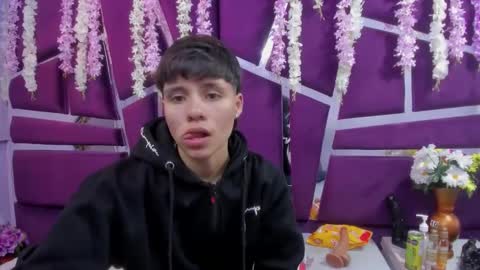 Snapshot of bruno_cruz chatting on December 17, 2:06 am Bruno Cruz online show from December 17, 2:06 am